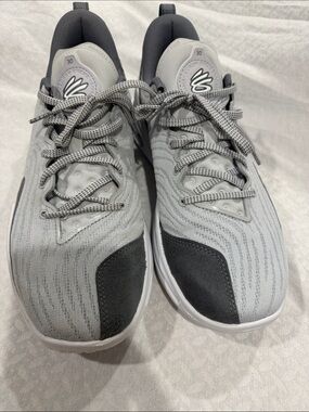 Under Armour Men’s Light Gray and Dark Gray Athletic Shoes